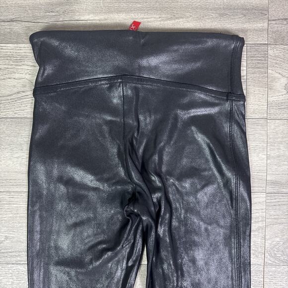 SPANX Faux Leather Pull On Stretch Leggings Black sz XS Petite - Picture 6 of 6